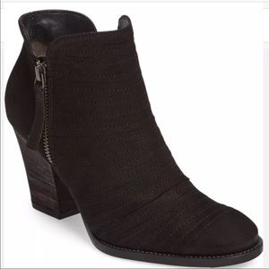 Paul Green Malibu Sliced 7.5 Black Leather Booties